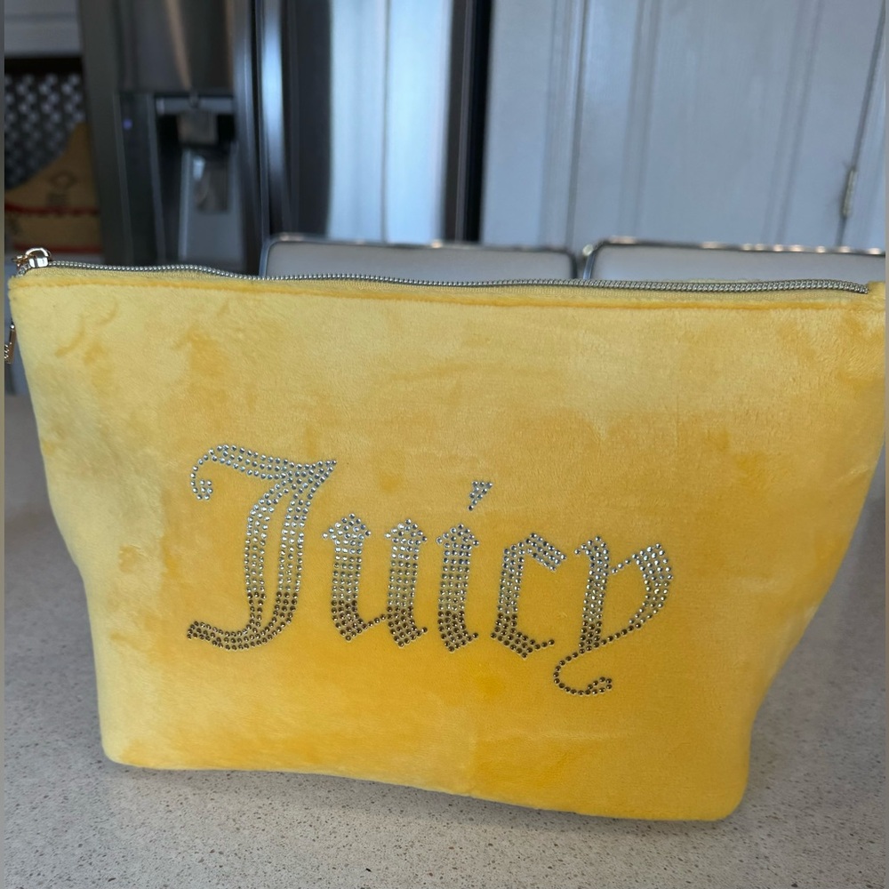 Juicy couture travel cosmetic bag bright yellow soft velour bag large Key